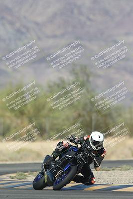 media/Oct-30-2025-Racers Edge (Thu) [[dabbdaf680]]/3-B Group/Session 5 (Turn 6)/